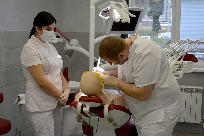 Белгород стоматология врач лабудин